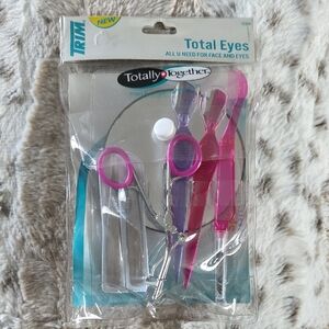 Trim Total Eyes Kit with Pink and Purple Tools